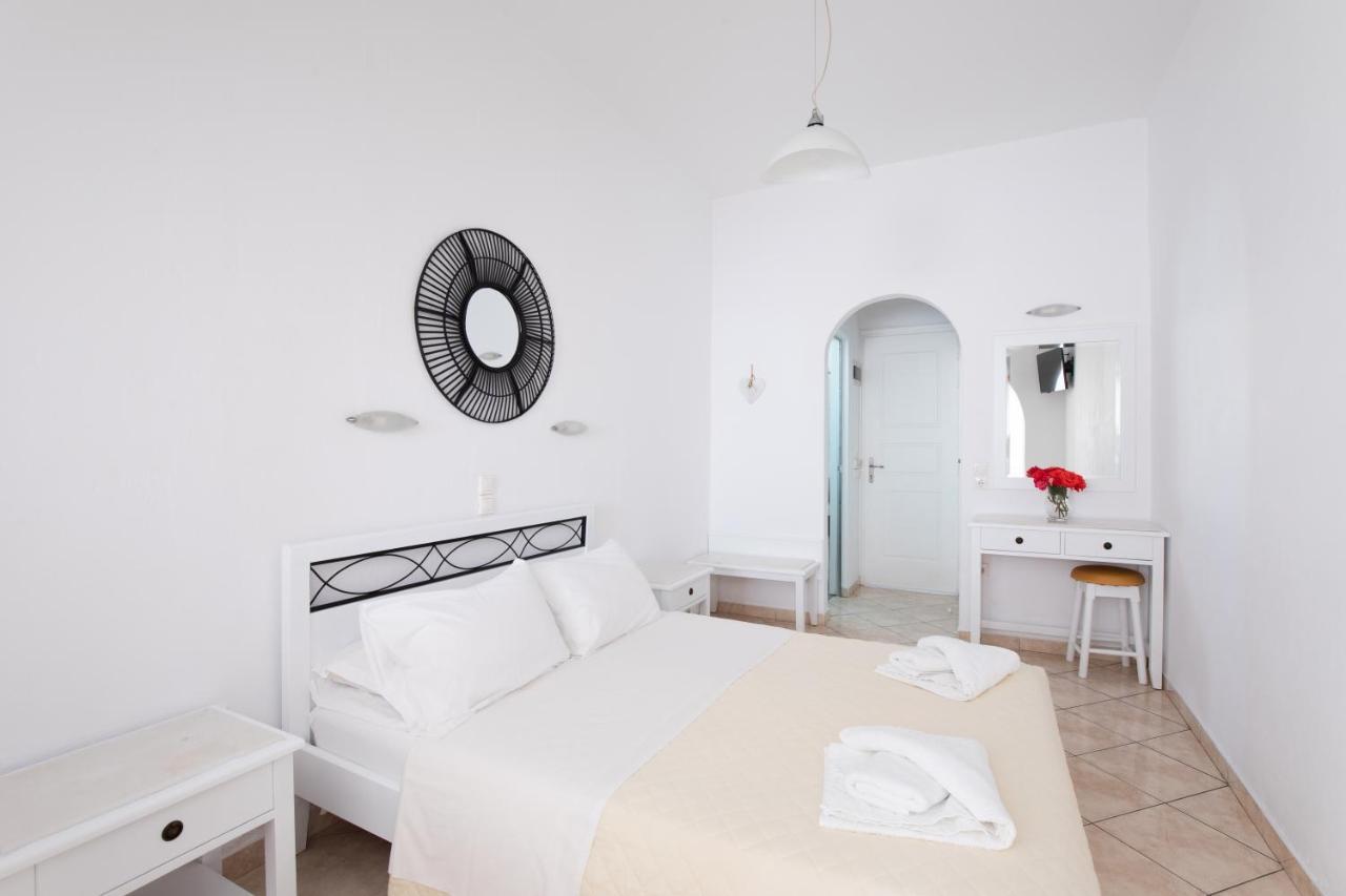 Eleftheria Hotel & Apartments Ornos  Dış mekan fotoğraf