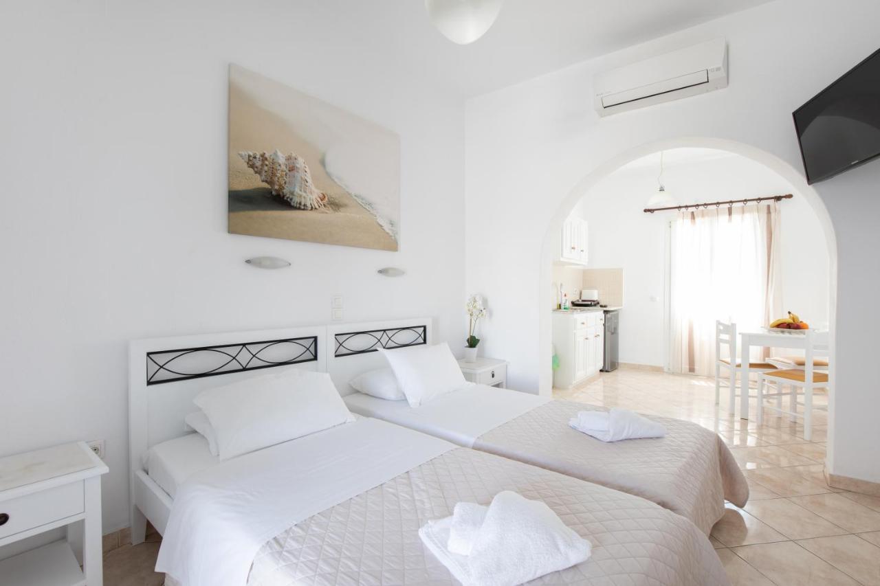 Eleftheria Hotel & Apartments Ornos  Dış mekan fotoğraf