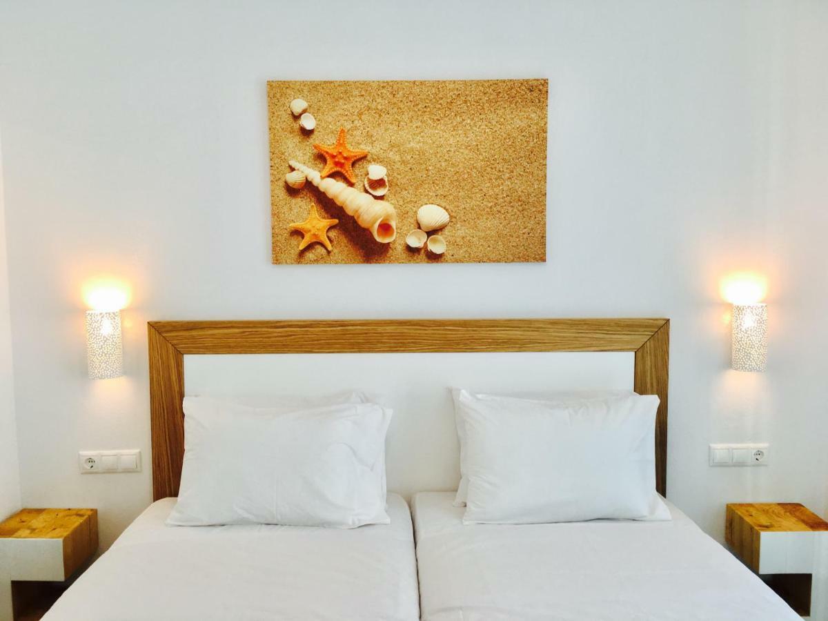 Eleftheria Hotel & Apartments Ornos  Dış mekan fotoğraf